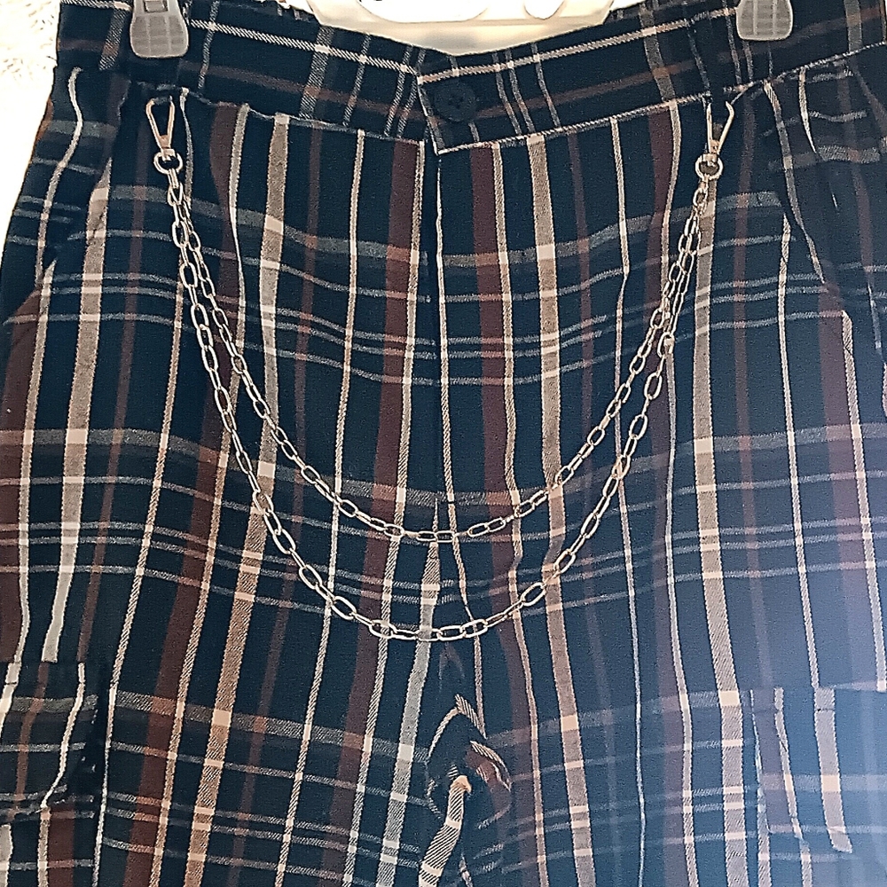 Girls plaid pants with chains